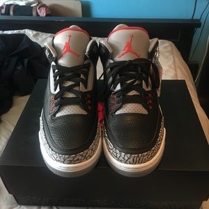 Jordan Black Cement 3’s sz 11